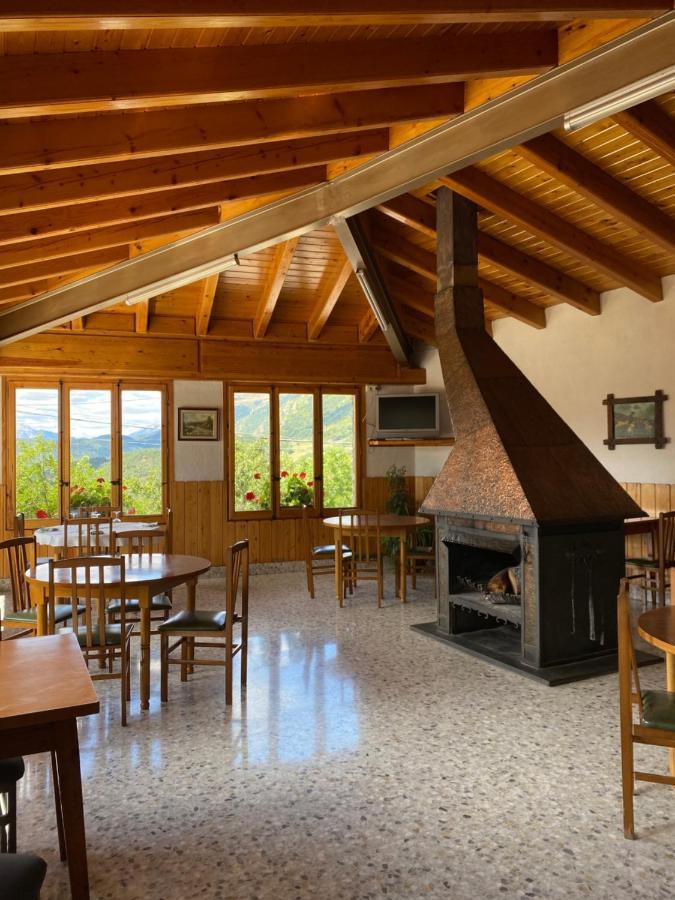 Hostal Alt Llobregat Castellar De N'Hug Exteriör bild
