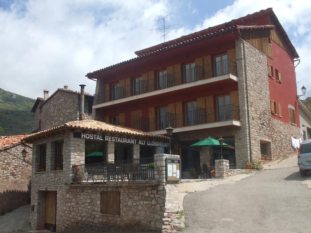 Hostal Alt Llobregat Castellar De N'Hug Exteriör bild